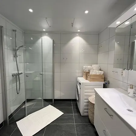 Moderne Toppetasjeleilighet Daire *